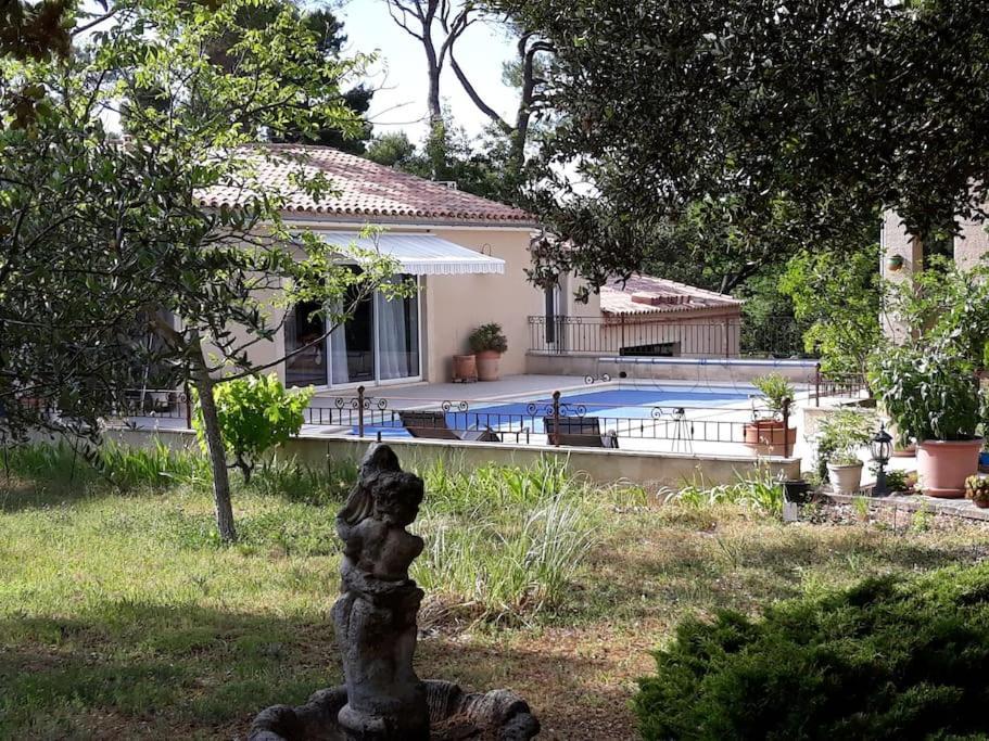 Villa Le Bosquet En Luberon. เมแเนร์บส์ ภายนอก รูปภาพ