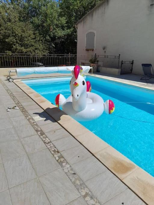 Villa Le Bosquet En Luberon. เมแเนร์บส์ ภายนอก รูปภาพ